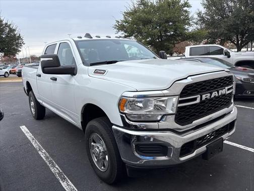 2024 RAM 2500 Tradesman Crew Cab 4x4 64' Box
