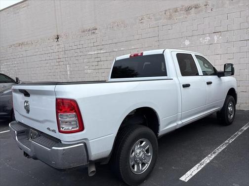 2024 RAM 2500 Tradesman Crew Cab 4x4 64' Box