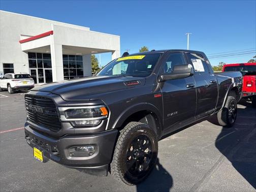 2022 RAM 2500 Laramie Crew Cab 4x4 64' Box