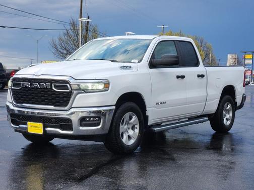 Bright White Clearcoat 2026 RAM 1500 Big Horn/Lone Star