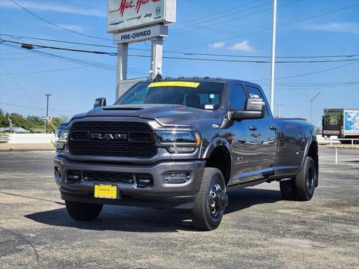 2023 RAM 3500 Limited Crew Cab 4x4 8 Box