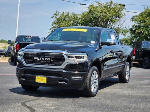 2023 RAM 1500 Limited Crew Cab 4x4 57' Box