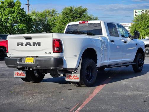 Bright White Clearcoat 2026 RAM 3500 Tradesman