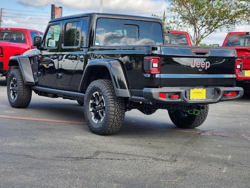 Black Clearcoat 2026 Jeep Gladiator Rubicon