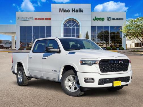 Bright White Clearcoat 2026 RAM 1500 Big Horn/Lone Star