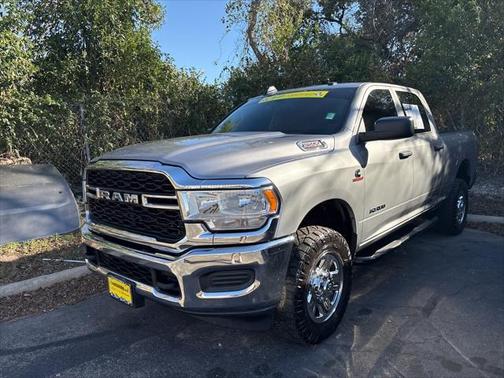 2019 RAM 2500 Tradesman Crew Cab 4x4 64' Box