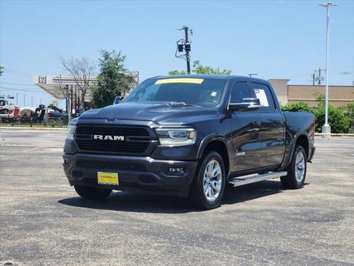 2020 RAM 1500 Laramie Crew Cab 4x2 57' Box