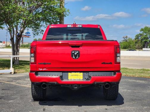 Flame Red Clearcoat 2022 RAM 1500 Big Horn