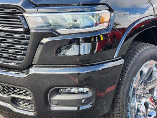 Diamond Black 2026 RAM 1500 Big Horn/Lone Star