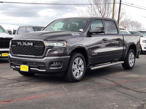 Granite Crystal Clearcoat Metallic 2025 RAM 1500 Big Horn/Lone Star