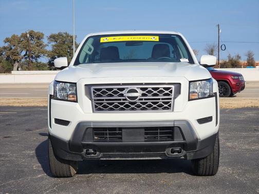 Glacier White 2024 Nissan Frontier SV