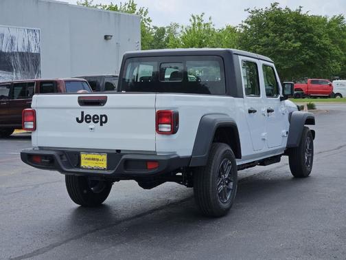 Bright White Clearcoat 2026 Jeep Gladiator Sport