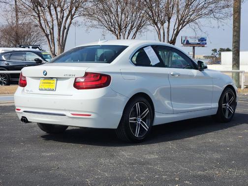 Alpine White 2017 BMW 230 i