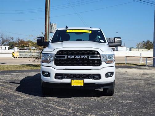 2023 RAM 2500 Big Horn Crew Cab 4x4 64' Box