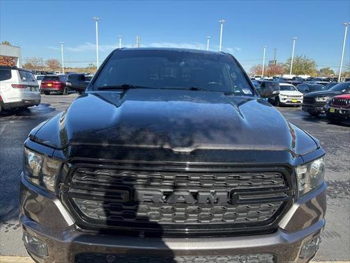 2022 RAM 1500 Lone Star Crew Cab 4x2 57' Box