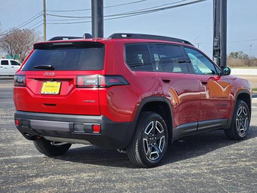 2026 Jeep Cherokee LAREDO/LIMITED