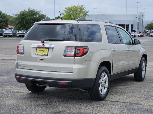 2015 GMC Acadia SLE-2