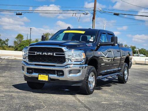 2021 RAM 2500 Tradesman Crew Cab 4x4 64' Box