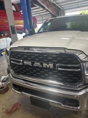 2024 RAM 2500 Big Horn Crew Cab 4x4 64' Box