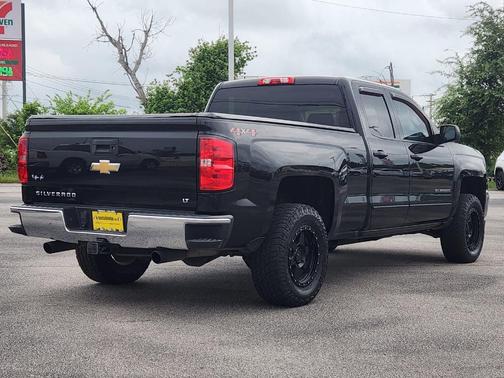 Black 2018 Chevrolet Silverado 1500 LT