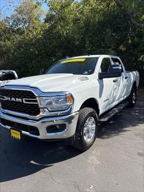 2024 RAM 2500 Big Horn Crew Cab 4x4 64' Box