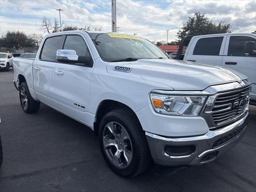 2024 RAM 1500 Laramie Crew Cab 4x2 57' Box