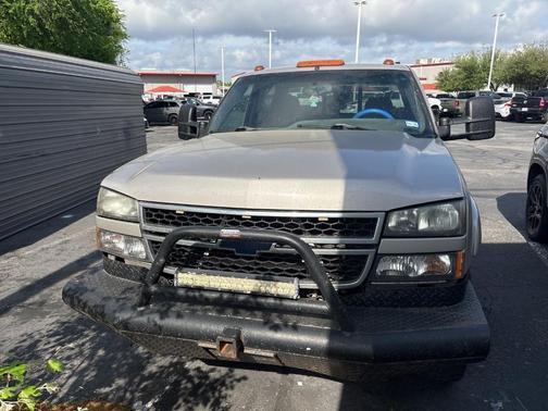 2006 Chevrolet Silverado 2500 LT H/D Crew Cab