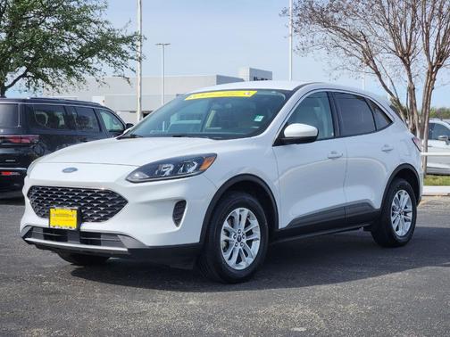 Oxford White 2020 Ford Escape SE