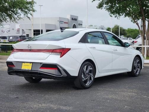 2025 Hyundai ELANTRA HEV Limited