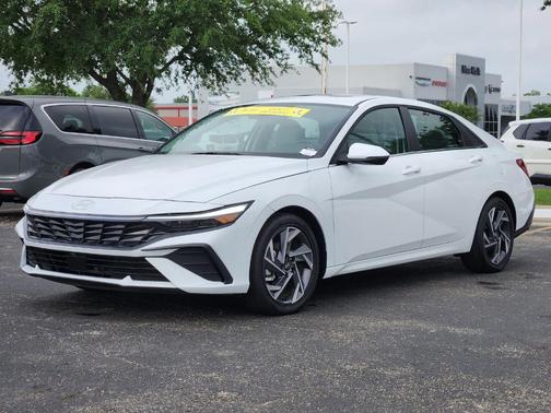 White 2025 Hyundai ELANTRA HEV Limited