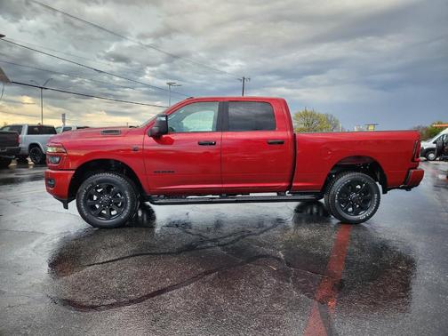 Molten Red Pearlcoat 2026 RAM 2500 Big Horn