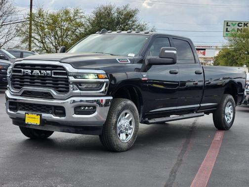 Diamond Black 2026 RAM 3500 Tradesman