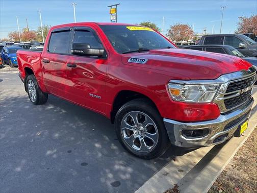 2023 RAM 1500 Lone Star Crew Cab 4x2 57' Box