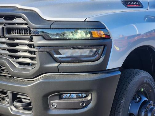 Silver Zynith 2026 RAM 3500 Tradesman