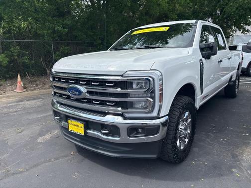 White Metallic 2024 Ford F-350 King Ranch