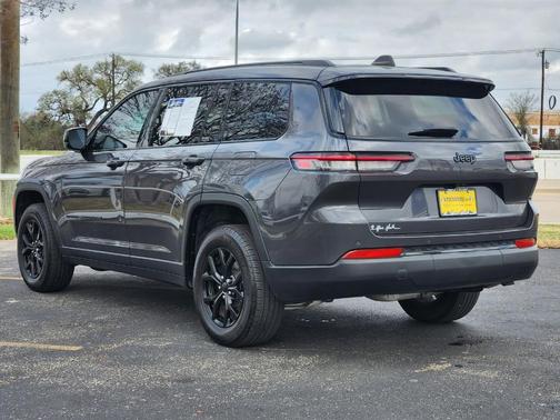2025 Jeep Grand Cherokee L Laredo