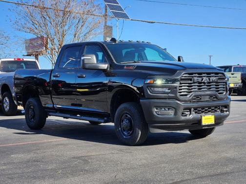 Diamond Black 2026 RAM 2500 Tradesman