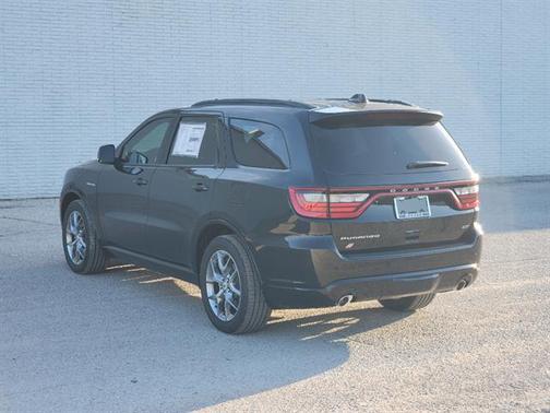 Black 2026 Dodge Durango GT HEMI V8
