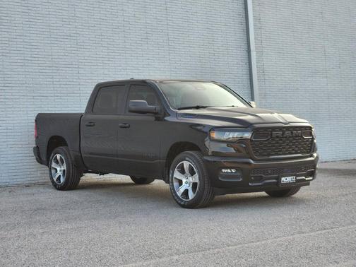 Diamond Black 2026 RAM 1500 Express