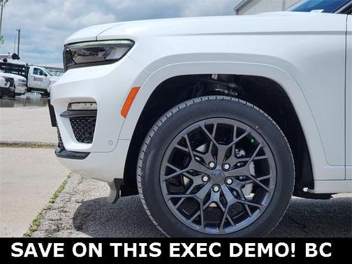 2025 Jeep Grand Cherokee Summit