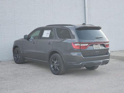 Gray 2026 Dodge Durango GT HEMI V8