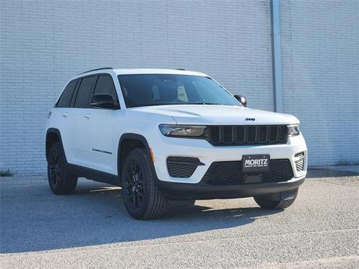 2025 Jeep Grand Cherokee Laredo