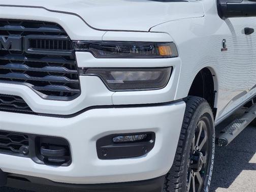 Bright White Clearcoat 2026 RAM 2500 Tradesman