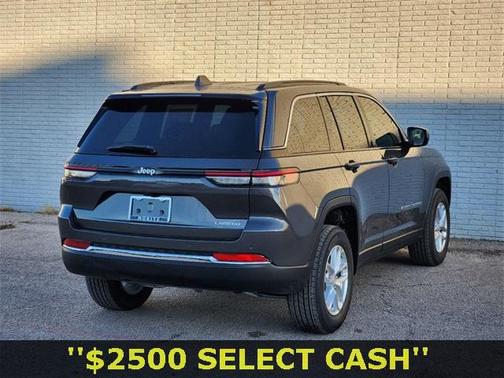 2025 Jeep Grand Cherokee Laredo X