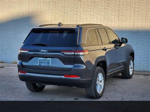 2025 Jeep Grand Cherokee Laredo X