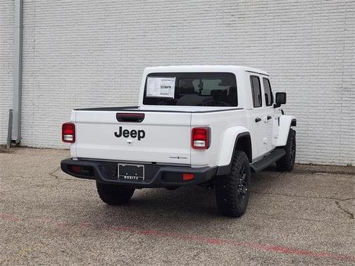 2025 Jeep Gladiator Sport