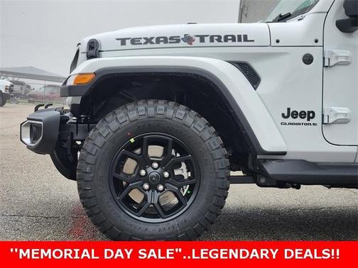 2025 Jeep Gladiator Sport