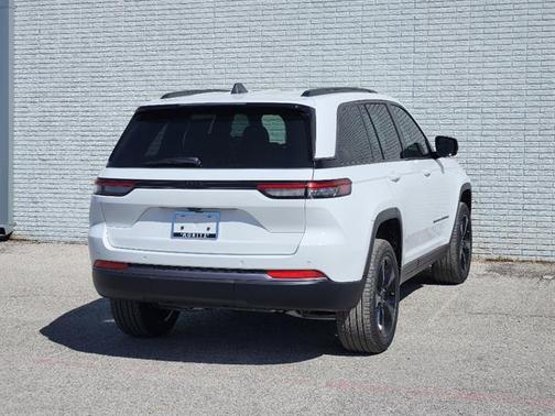 2026 Jeep Grand Cherokee Limited 4x2