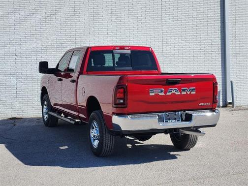 Molten Red Pearlcoat 2026 RAM 2500 Tradesman