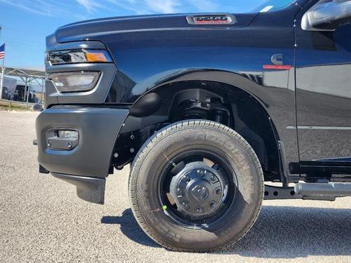 Diamond Black 2026 RAM 3500 Tradesman